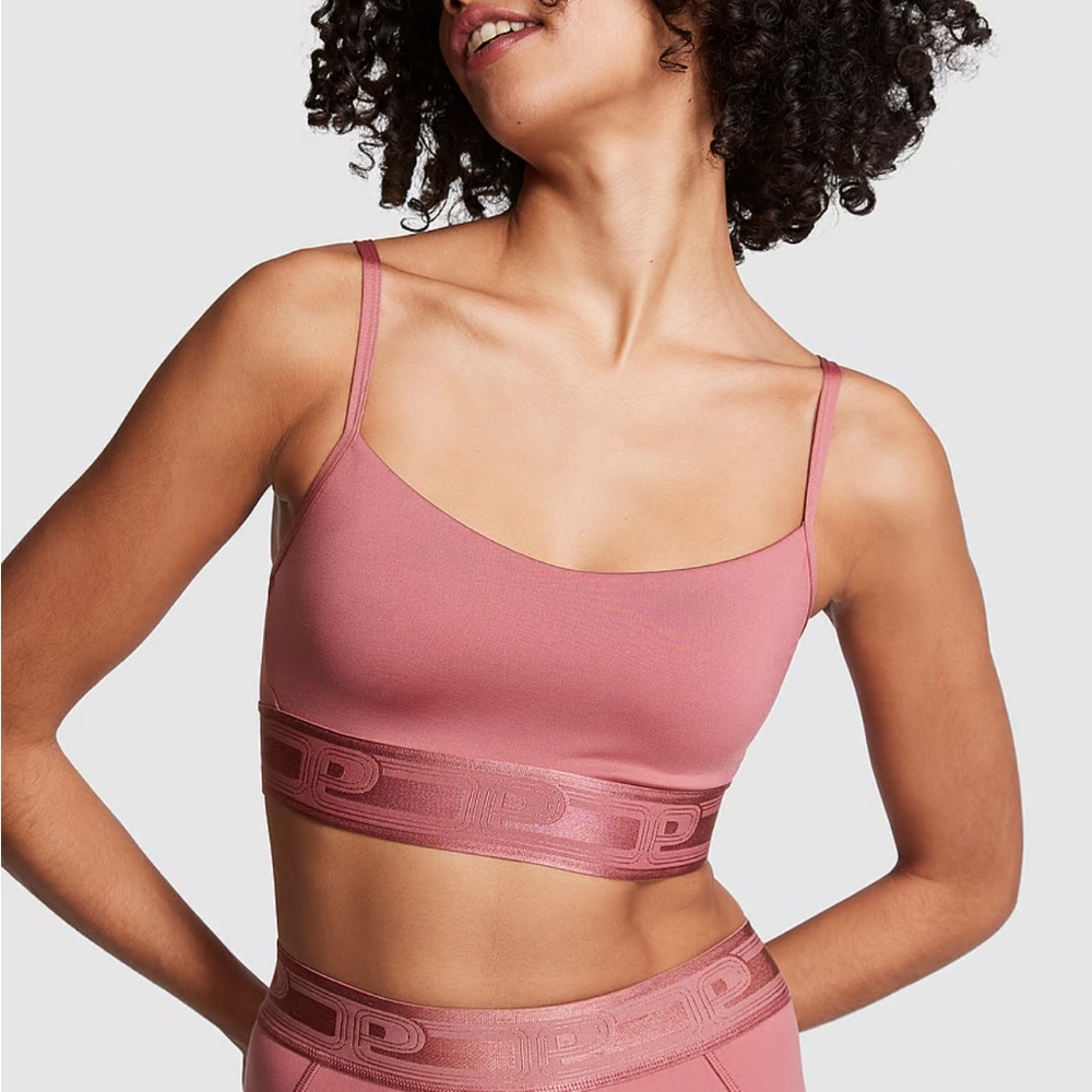 VS Pink Ultimate Scoop Sports Bra, Soft Begonia, Medium